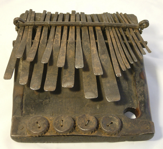 122 - Mbira dza Vadzimu, Zimbabwe, Shona